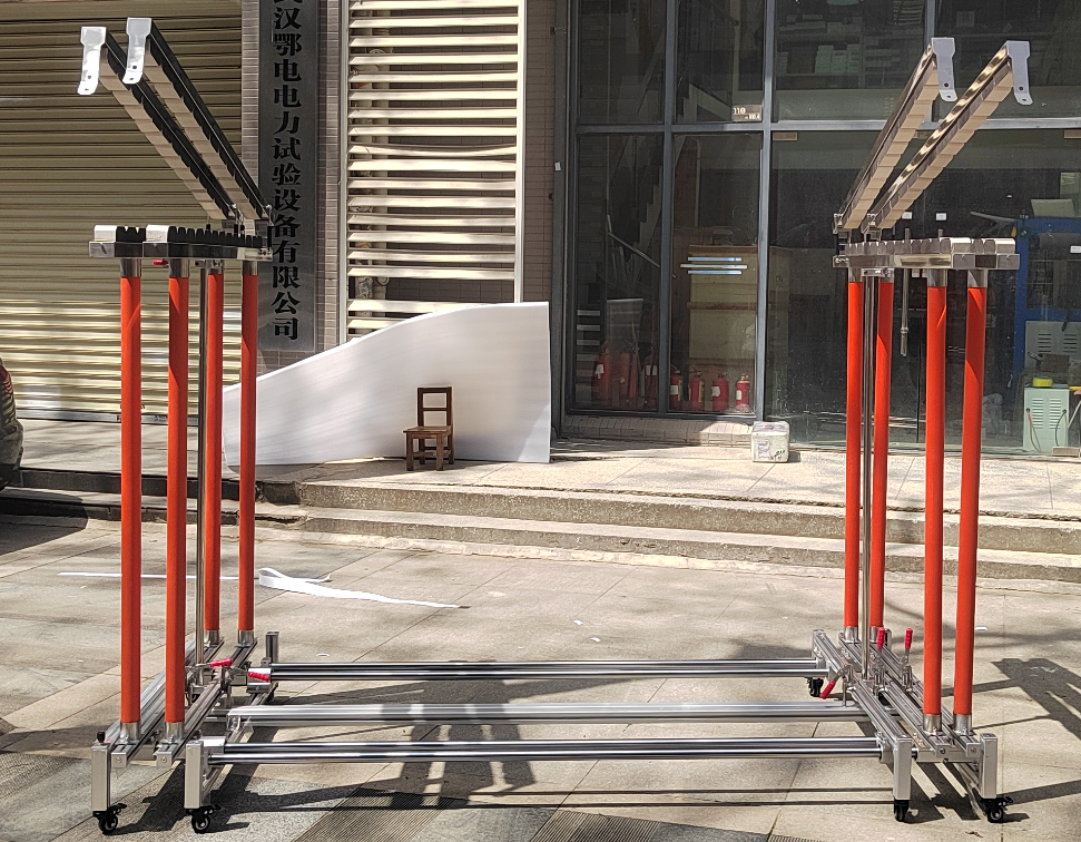 伸缩式绝缘杆(拉闸杆)综合解析(图1) 伸缩式绝缘杆(拉闸杆)综合解析(图1)