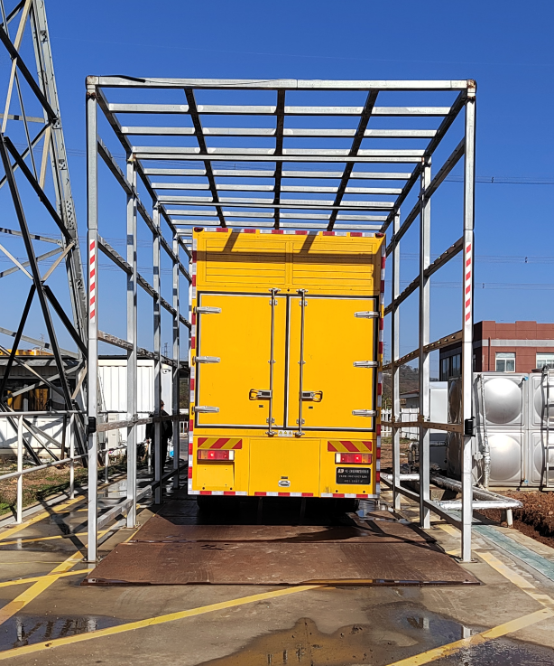 汽车淋雨试验房:全方位模拟恶劣天气,严苛检验车辆防水性能(图2) 汽车淋雨试验房:全方位模拟恶劣天气,严苛检验车辆防水性能(图2)