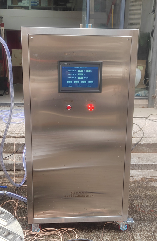 淋雨试验装置:精准模拟极端水环境,赋能产品防水性能验证(图2) 淋雨试验装置:精准模拟极端水环境,赋能产品防水性能验证(图2)