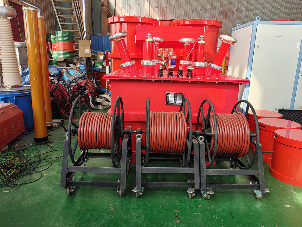 无局放变频串联谐振耐压装置:专业电测20年的电测精品(图2) 无局放变频串联谐振耐压装置:专业电测20年的电测精品(图2)