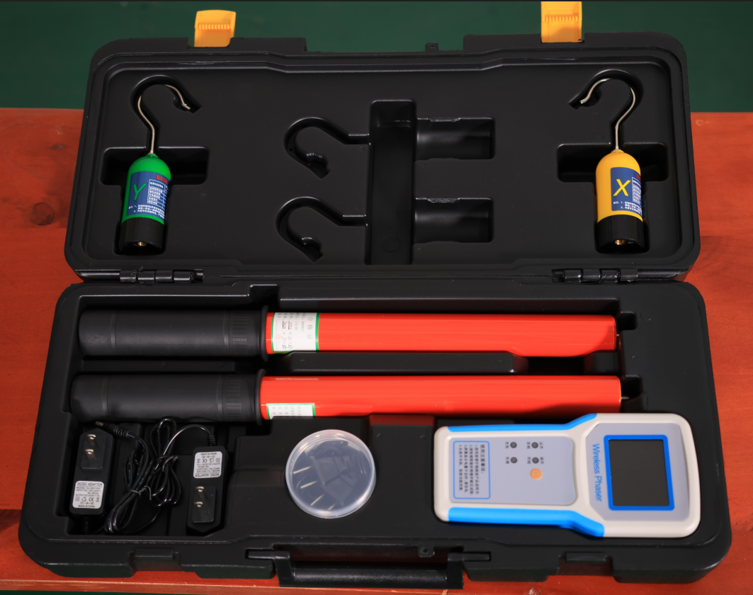 语言无线高压核相器产品介绍(图1) 语言无线高压核相器产品介绍(图1)